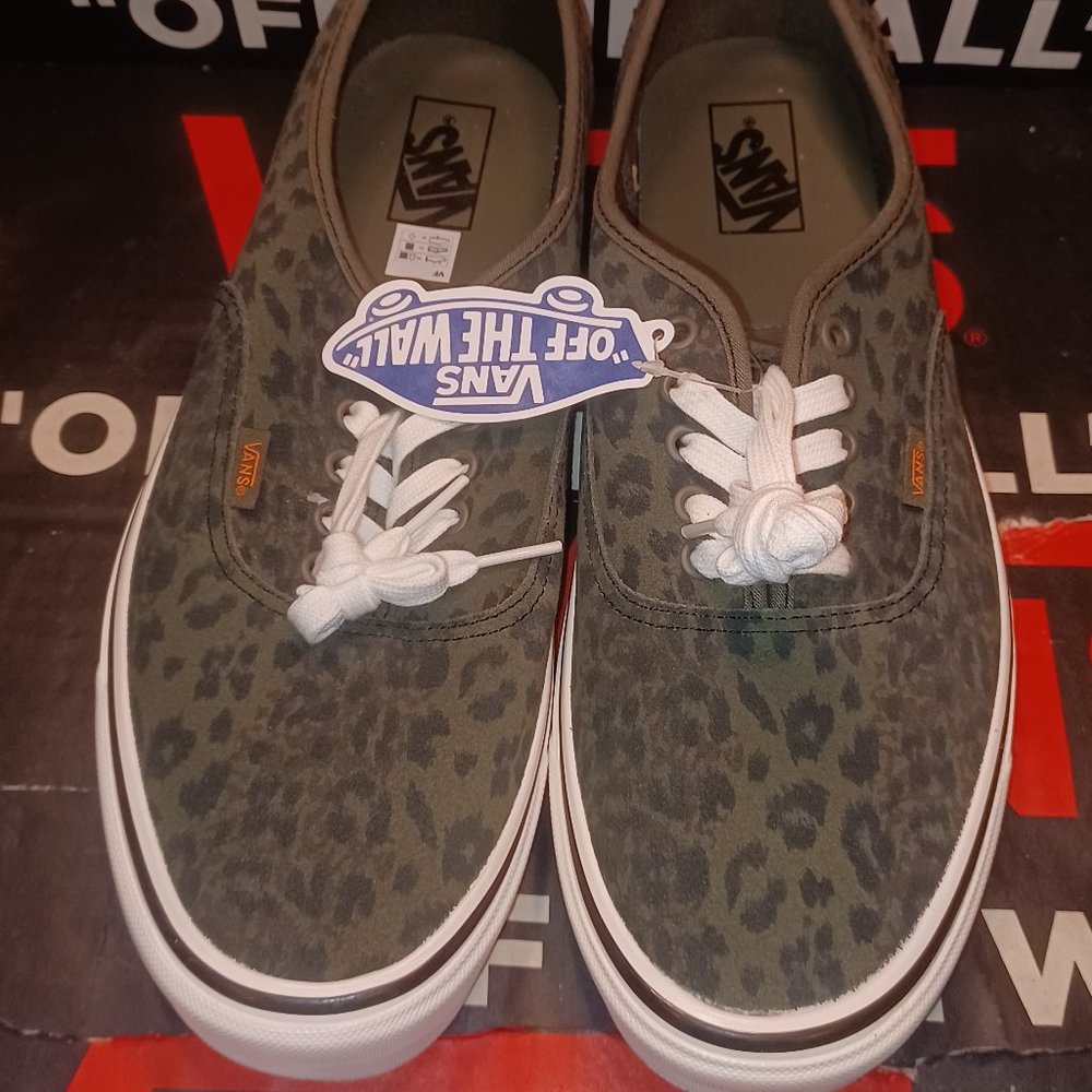 Vans Men's 4/Women's 5.5 Authentic 44 DX Anaheim Factory Leopard VN0A5KX4AWA